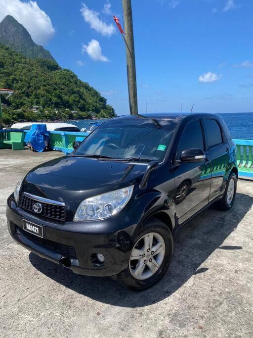 Maggie'S Inn Soufriere Bagian luar foto